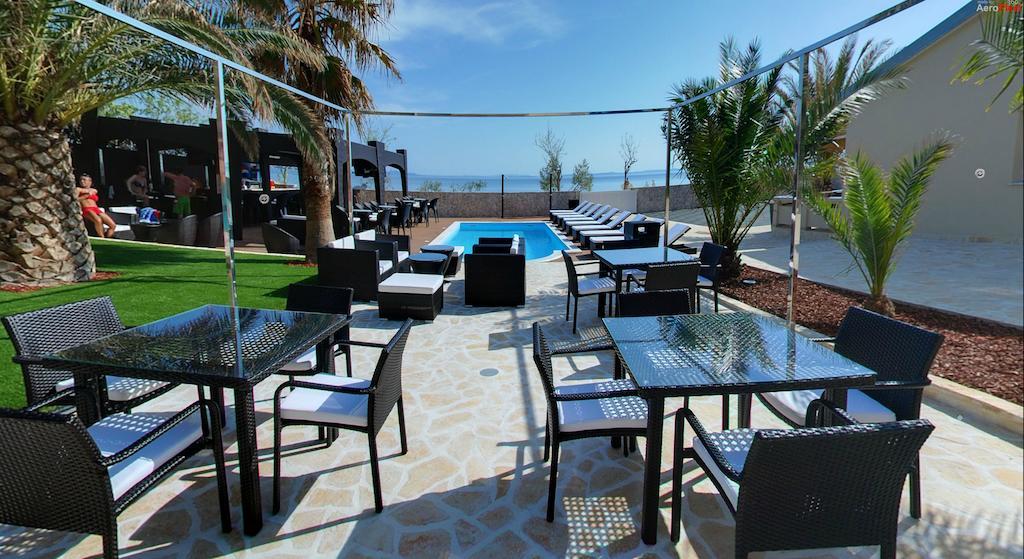 Paradise Resort Vanesa Vir Luaran gambar