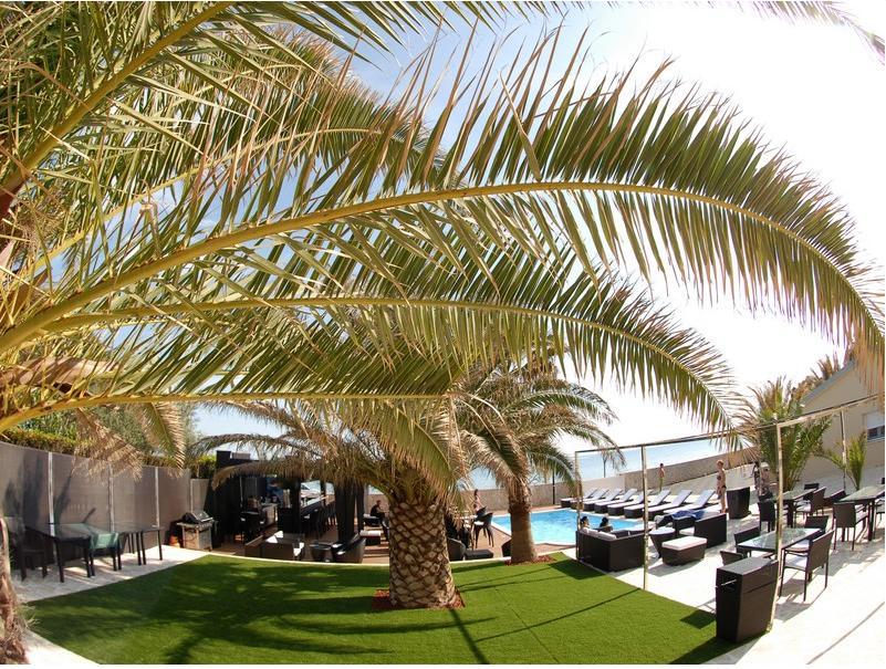 Paradise Resort Vanesa Vir Luaran gambar